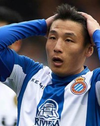 2年前武磊轰出西甲首球 如今坐穿板凳身价锐减