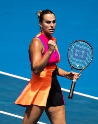 开云体育下载-萨高大战流产！萨巴伦卡将挑战赛变授课堂，高芙被小白菜扫成服妹