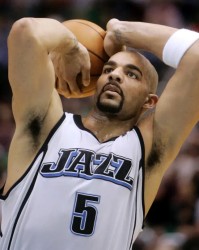 开云体育app-爵士官方：08年的今天卡洛斯-布泽尔砍下了生涯最高的41分