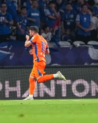 金靴稳了？卡扎近2场对国安&amp;amp;申花狂进7球，近7场轰14球&amp;amp;赛季22球